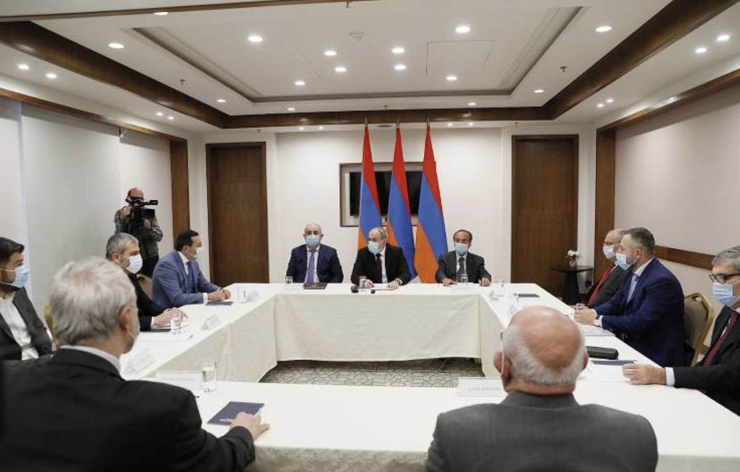 article-image